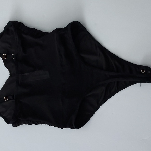 F21 Mesh Ruched Bodysuit - Picture 9 of 12
